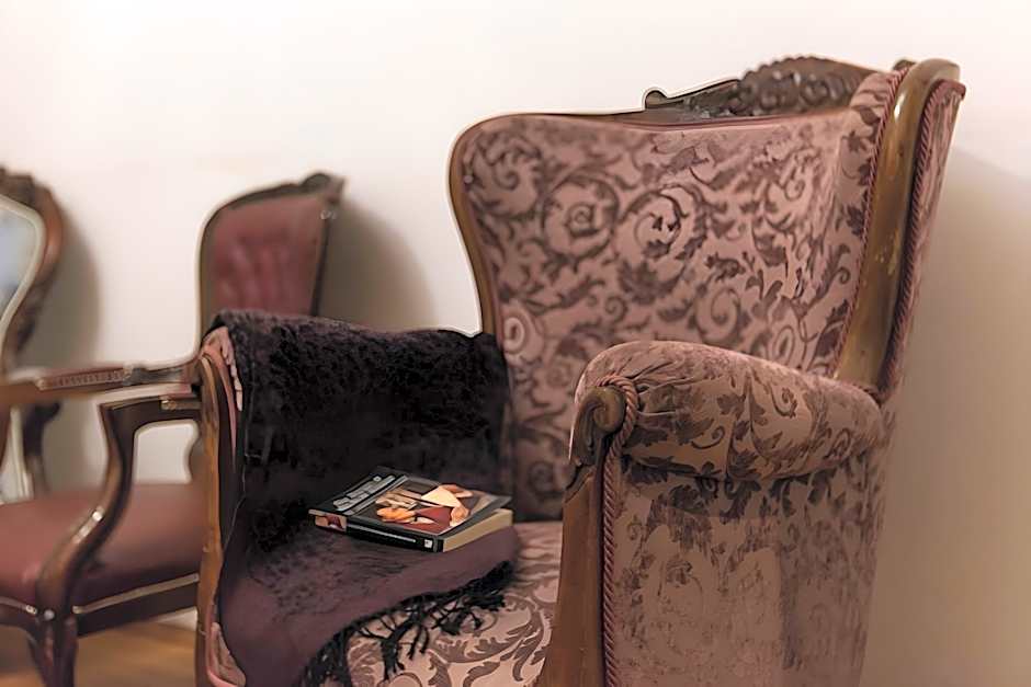 Chambers of  the Boheme