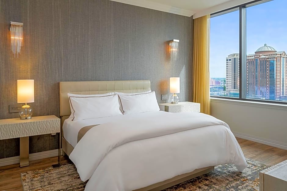 Westin Houston Downtown