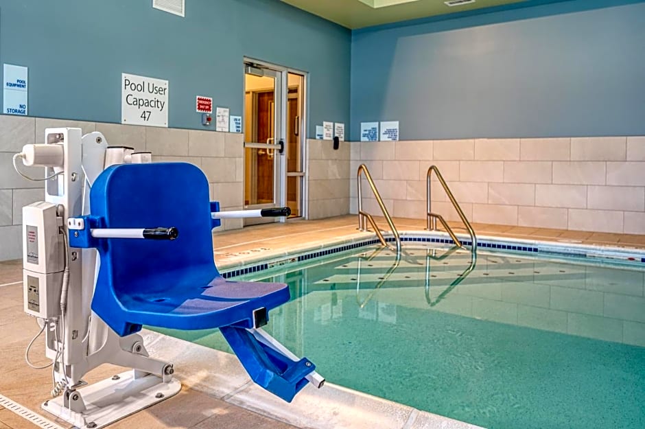 Holiday Inn Express and Suites St Louis-Chesterfield By IHG