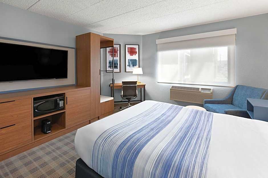 AmericInn by Wyndham Chippewa Falls