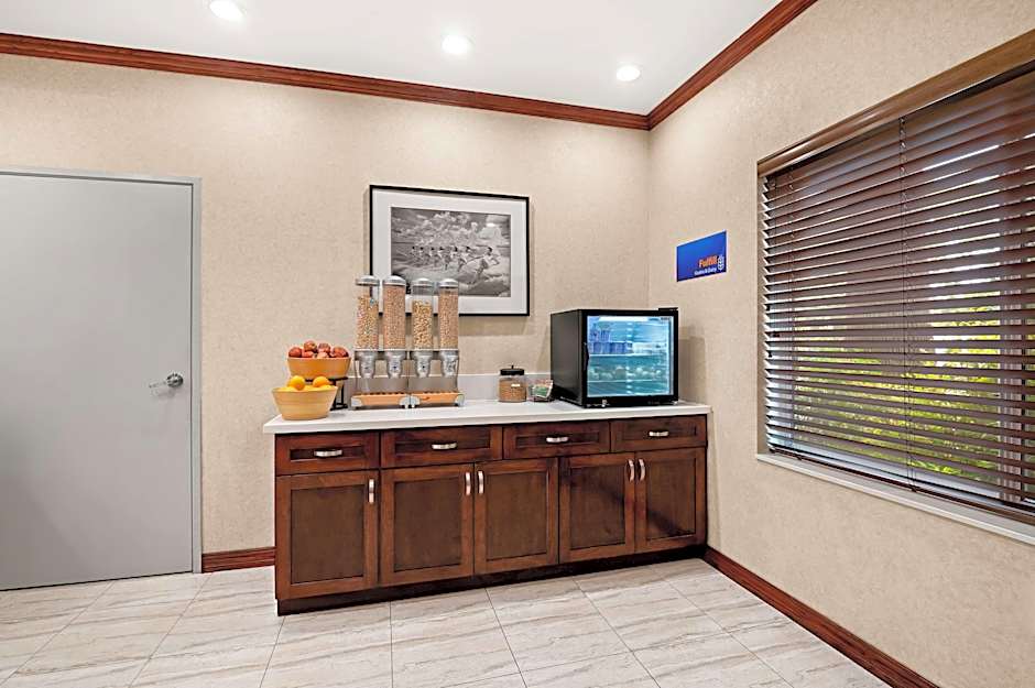 Best Western Ontario Mills Mall