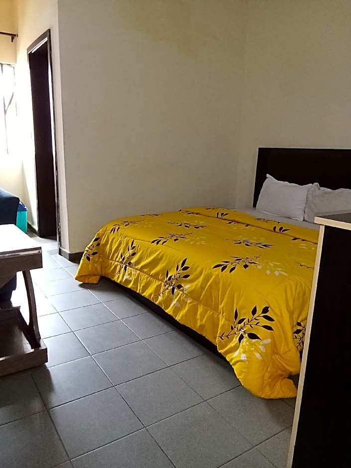Dreamland Suites
