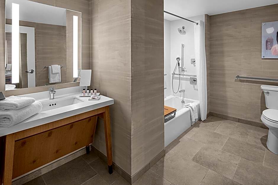 Delta Hotels by Marriott Santa Clara Silicon Valley