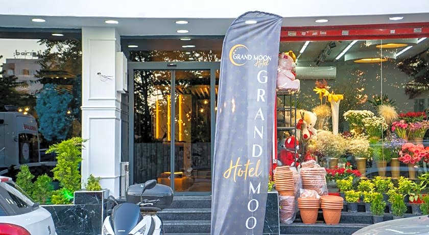 GRAND MOON HOTEL