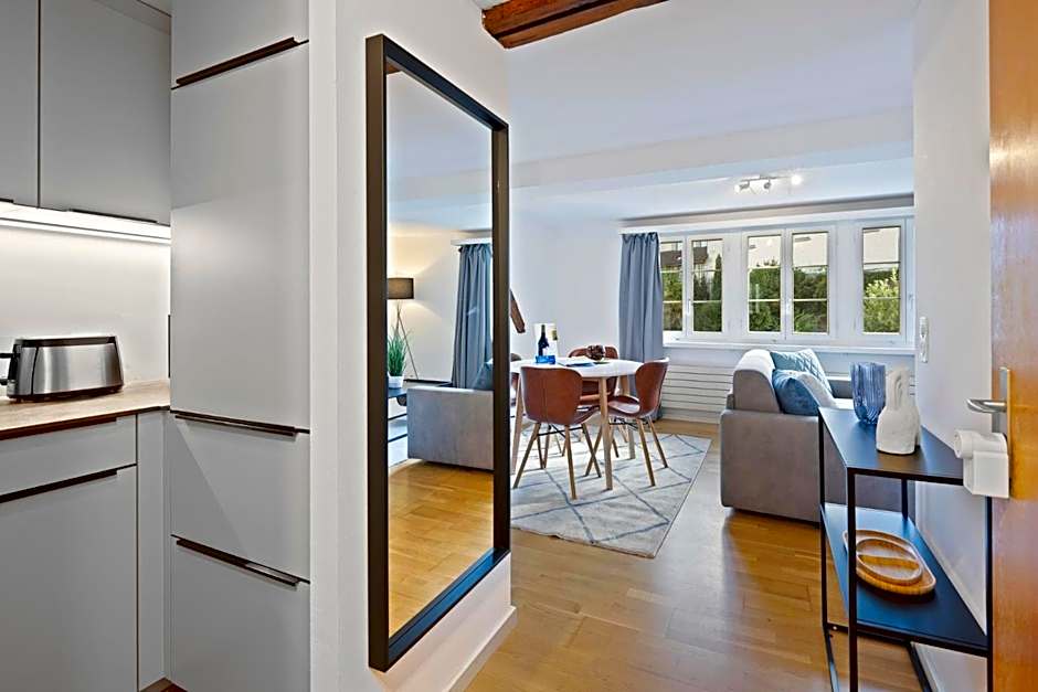 ARISER - Zug Old Town Suites