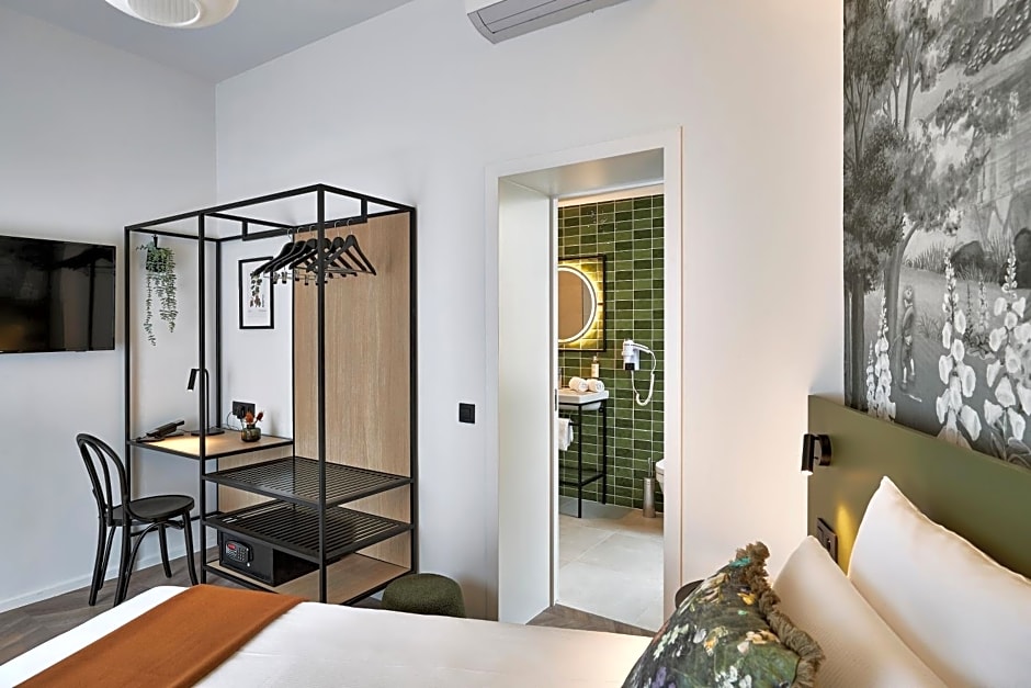 Urban Yard Hotel