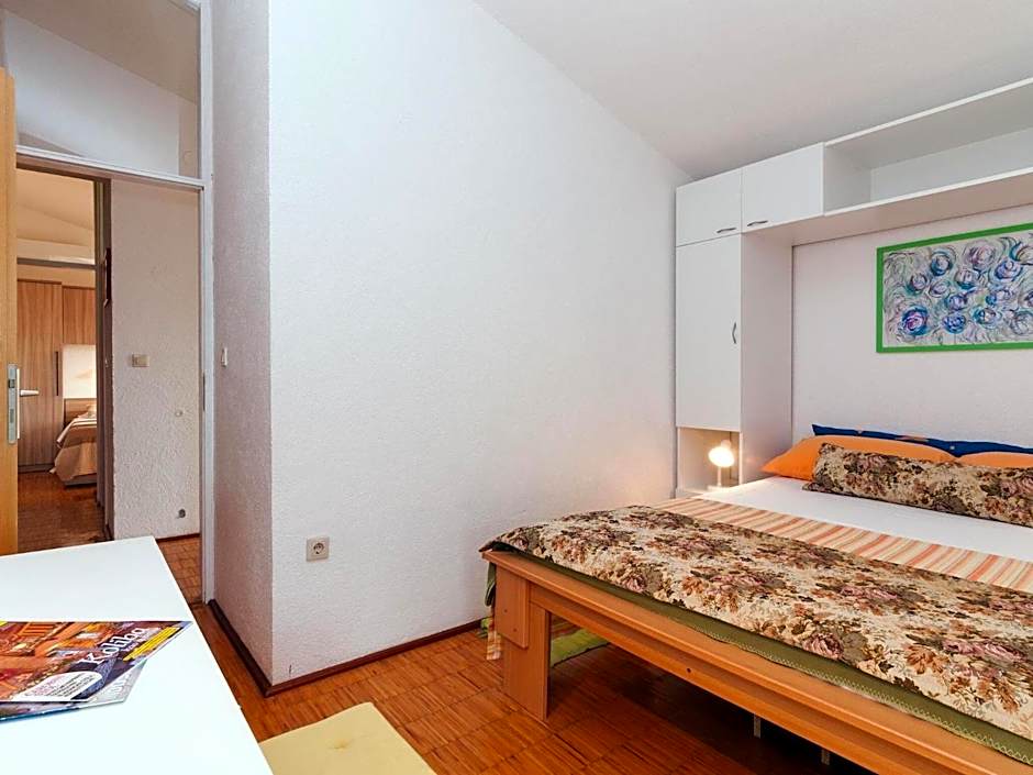 Villa in Rovanjska with Pool & Sea Views