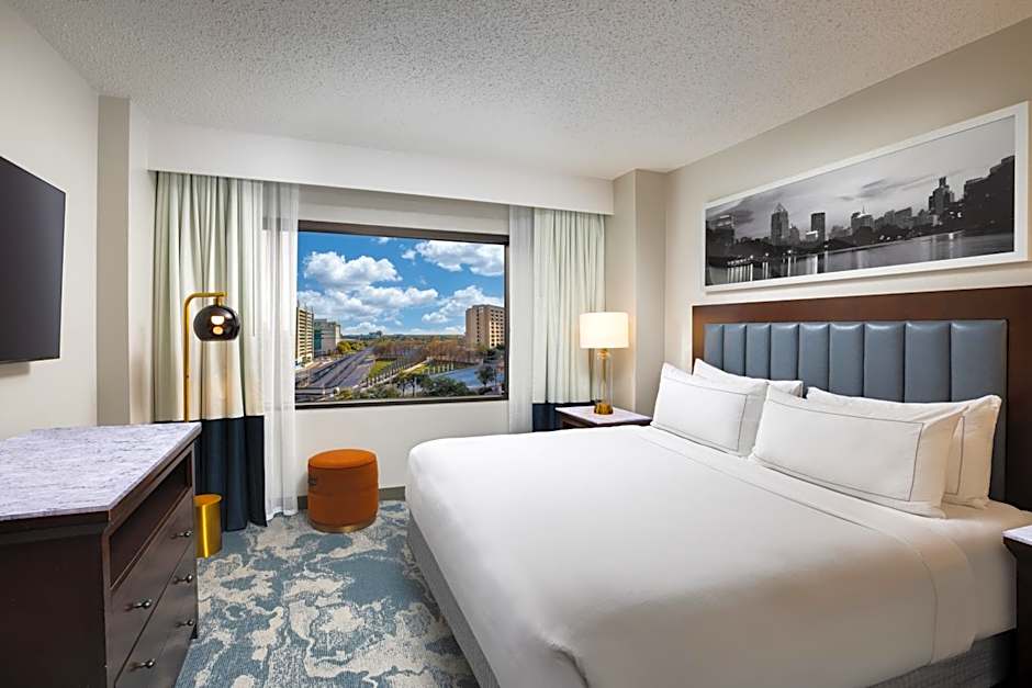 DoubleTree by Hilton Houston Medical Center Hotel & Suites