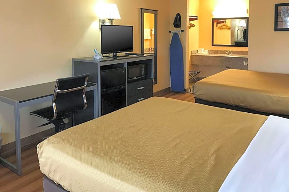 Econo Lodge Purcell