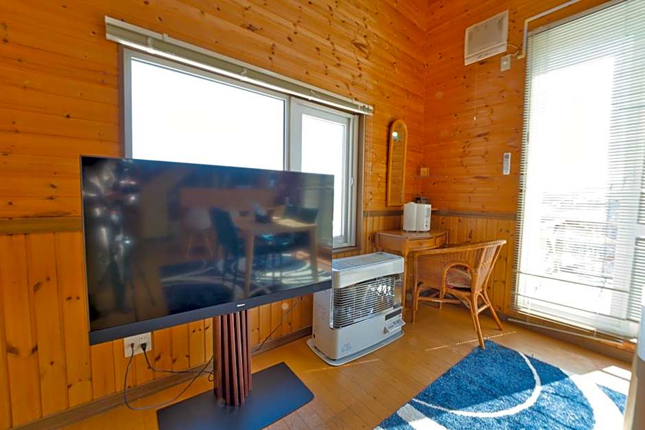 LAKE TOYA Great view log cabin