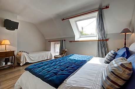 Comfort Triple Room with Shower