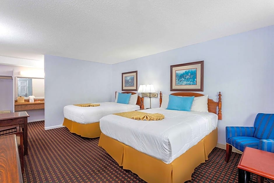 Travelodge by Wyndham Cape Cod Area