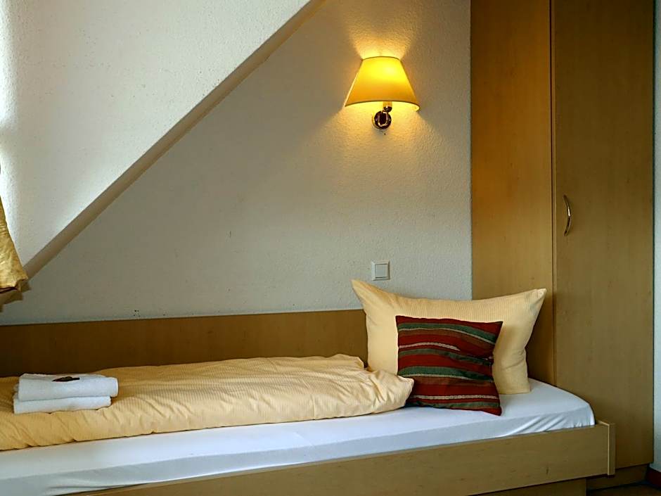 Hotel - Restaurant Hirschen - Werneths Landgasthof beim Europa- Park Rust