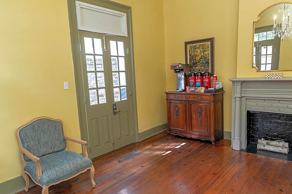 Inn On Ursulines, A French Quarter Guest Houses Property