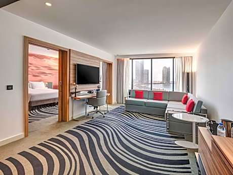 Executive Suite with Lagoon View