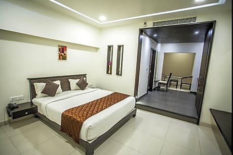 Aadya Inn