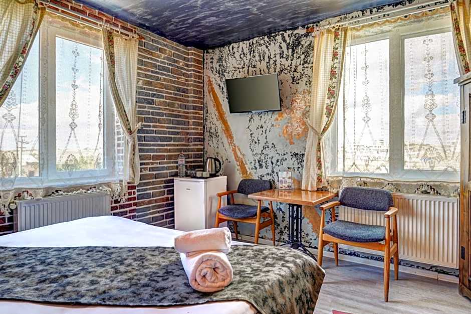 Moonlight Of Cappadocia