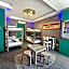 Attic Capsule Hotel