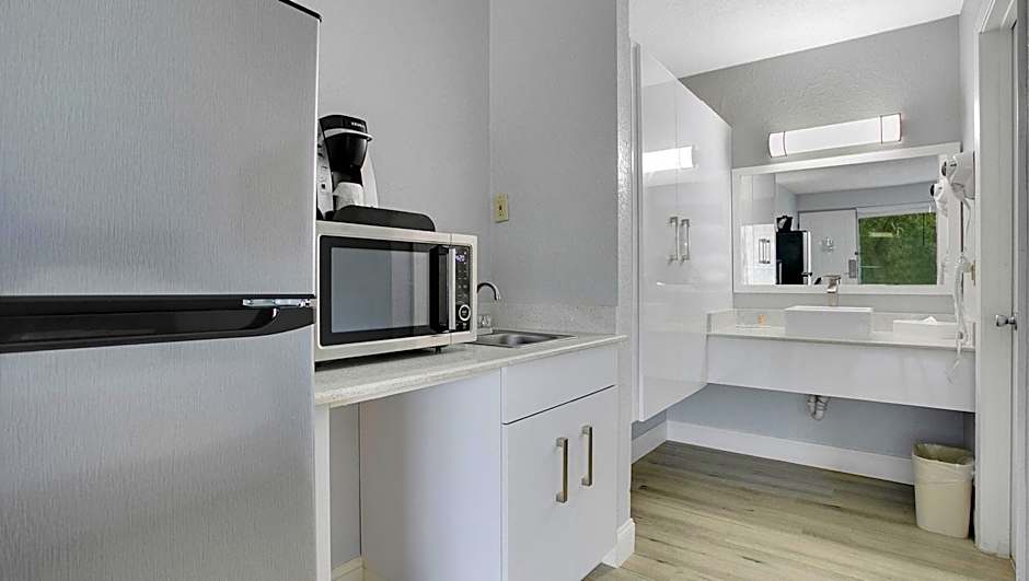 Home 1 Suites Extended Stay - Kissimmee