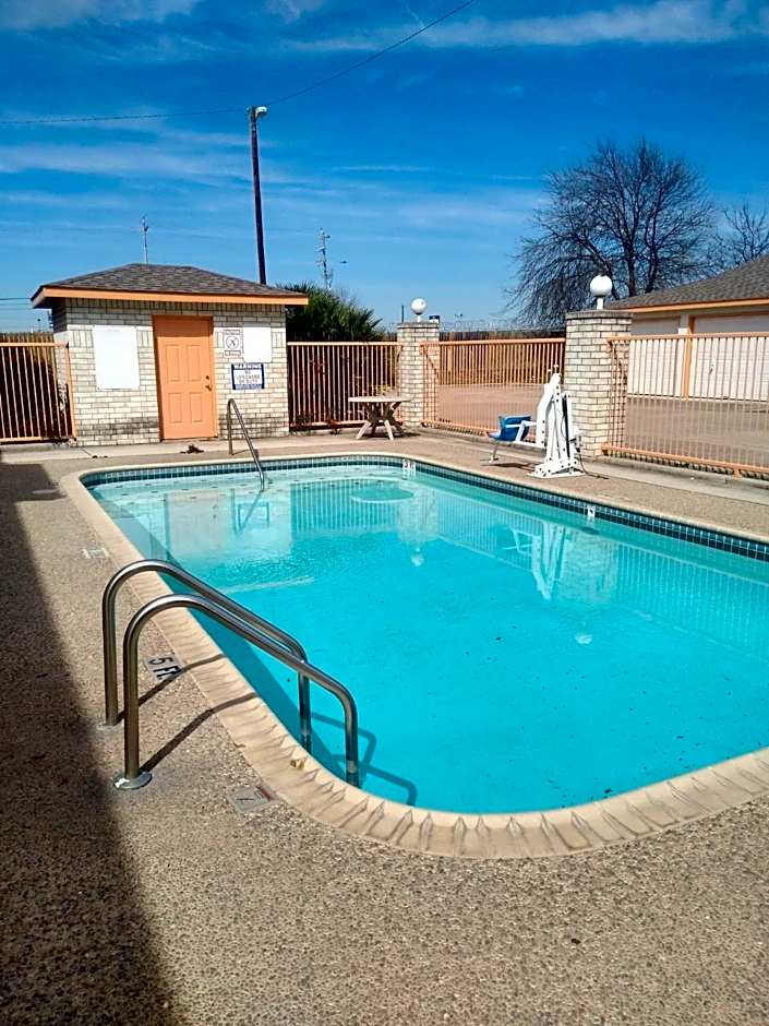 Budget Inn San Antonio Downtown I-10 East