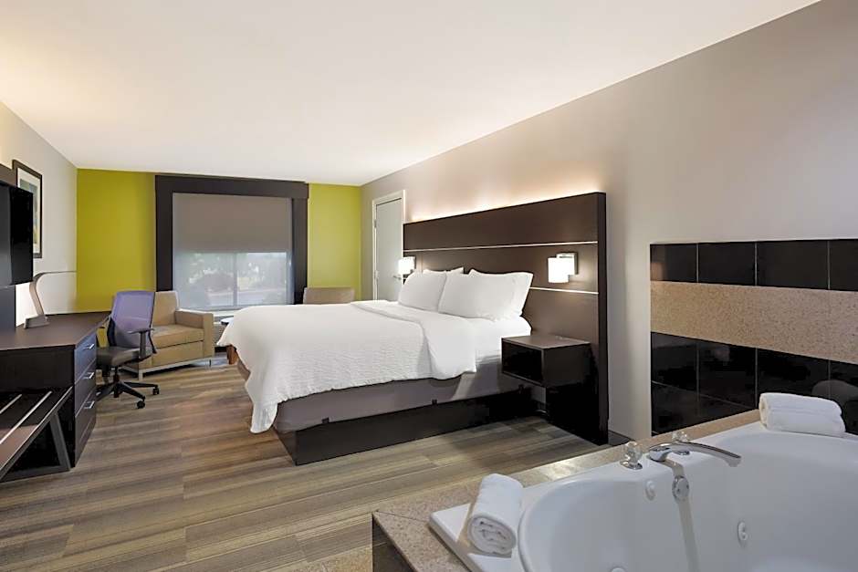 Holiday Inn Express Hotel & Suites Newton Sparta By IHG