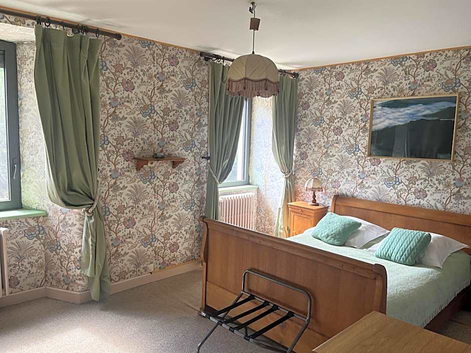 Gîte-Auberge du Pont de Lanau