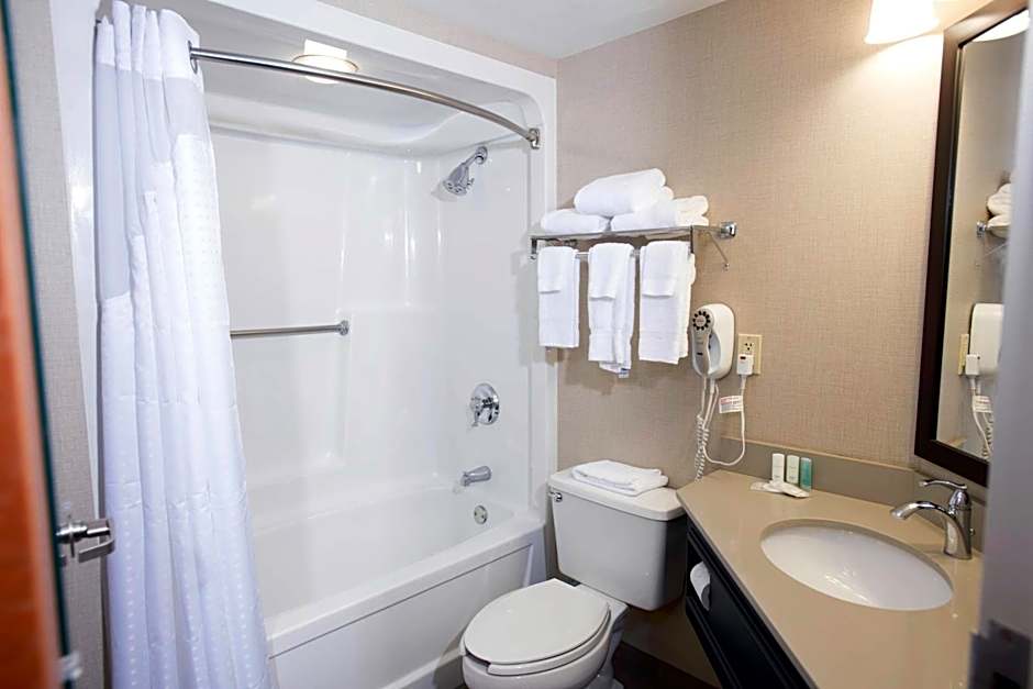 Clarion Inn Cranberry Township
