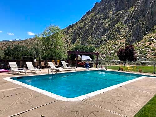 Meadowcliff Lodge Coleville