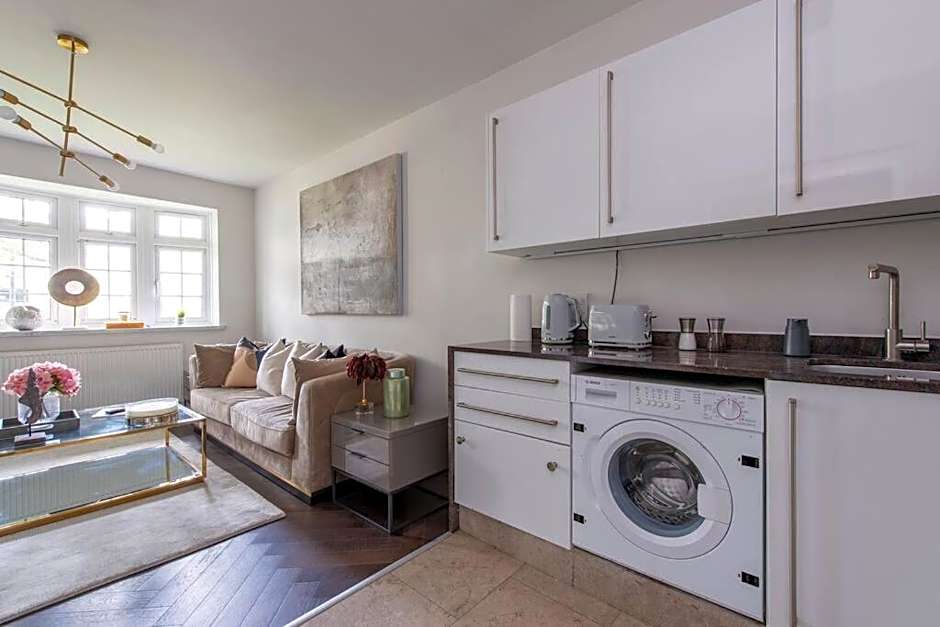 2 BR, Modern Urban Sanctuary 1CC - Cherrydeal