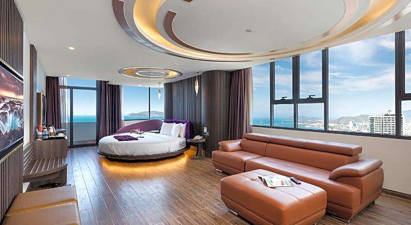 V Hotel Nha Trang