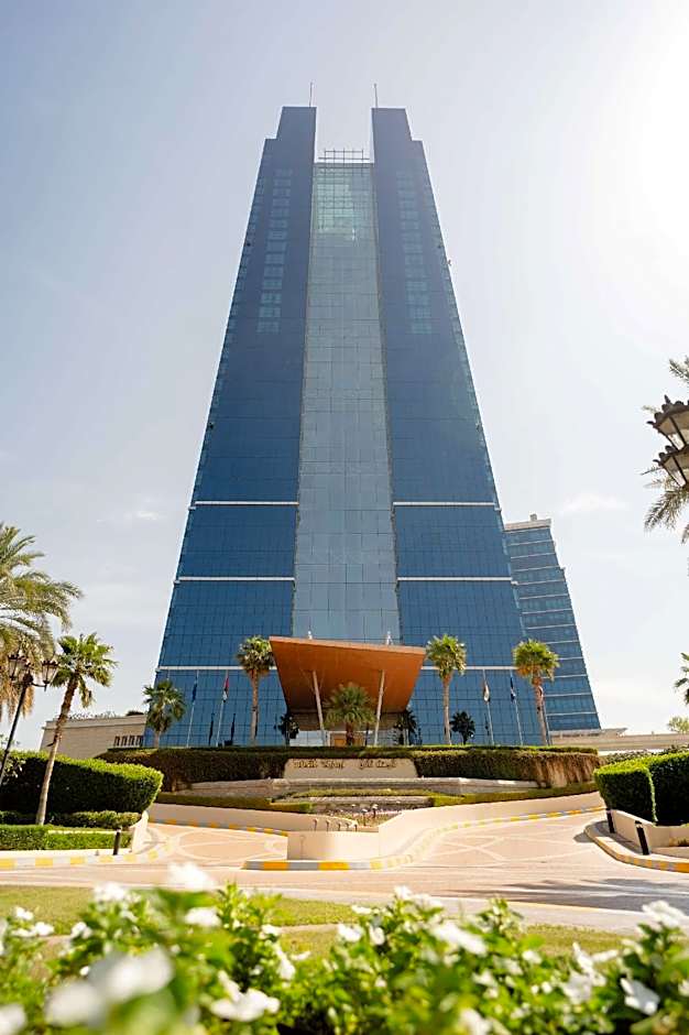 Dusit Thani Abu Dhabi Hotel