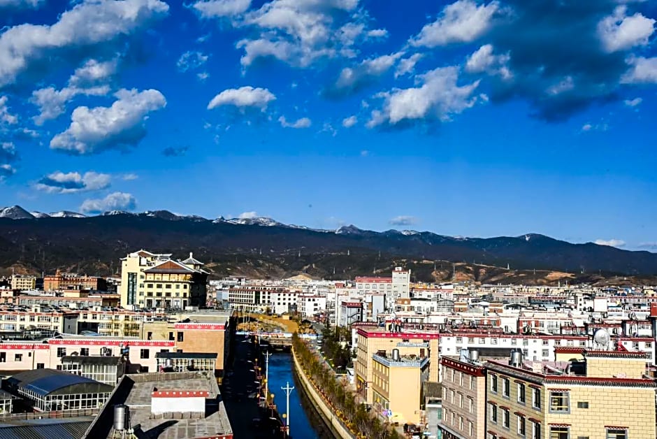 Hilton Garden Inn Shangri-La