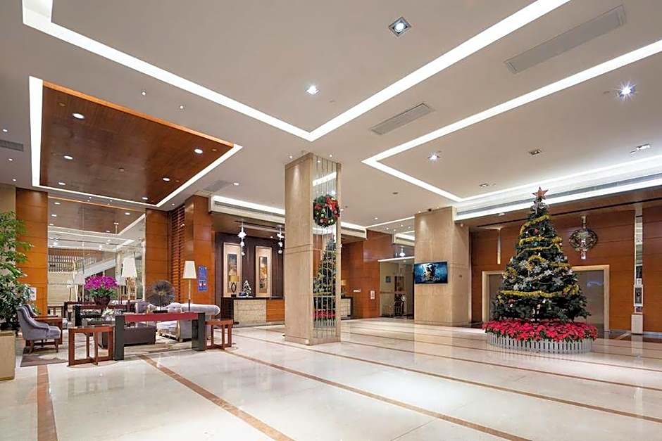Leisure Hotel
