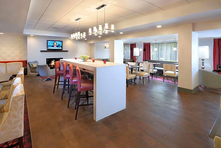 Hampton Inn By Hilton Raleigh-Capital Blvd. North