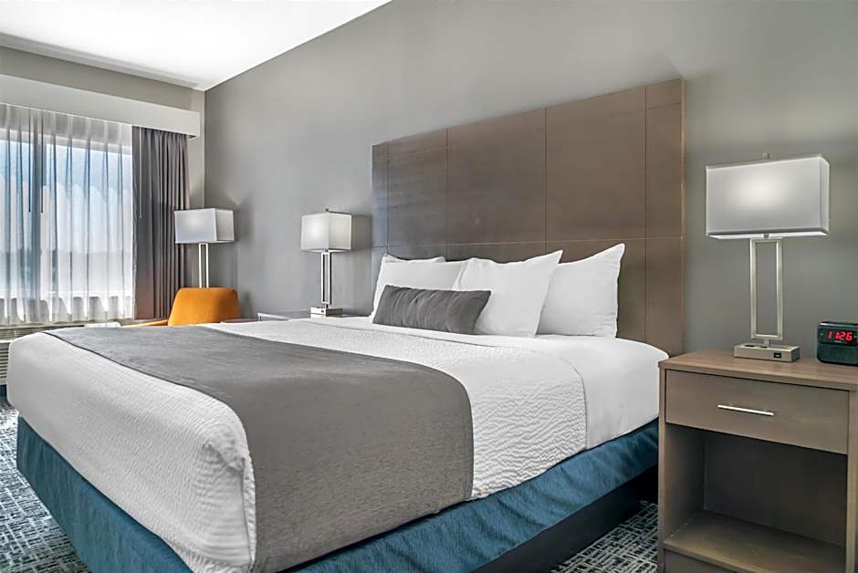 Best Western Plus Wayland Hotel