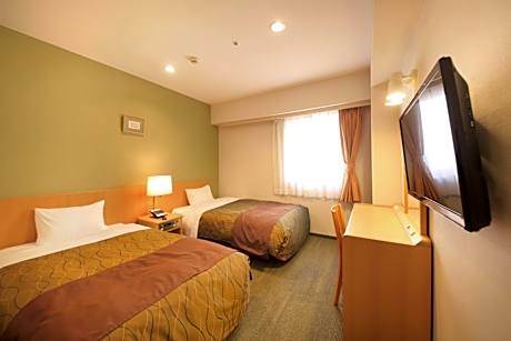 Twin Room - Non-Smoking