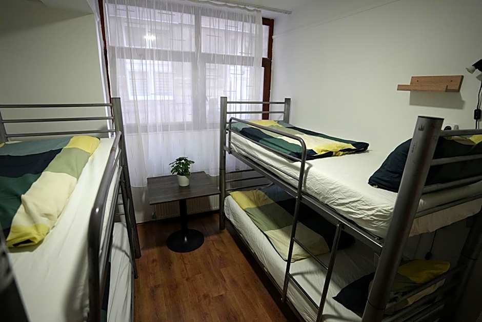 Center Hostel and Guest House