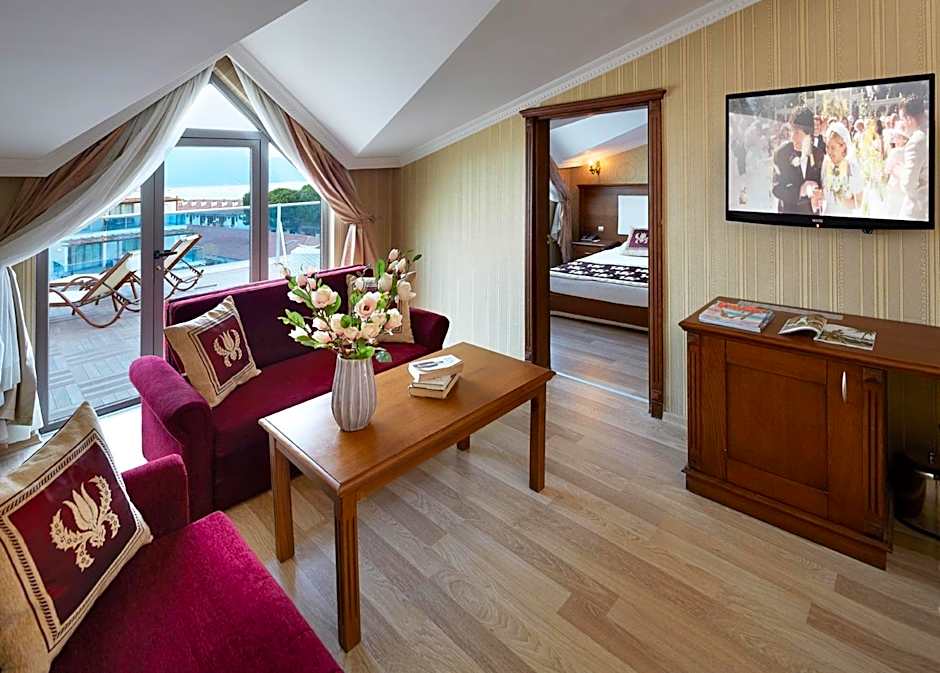 Emre Beach & Emre Hotel