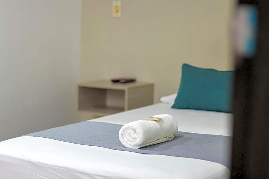 Hotel Balcones de la 70