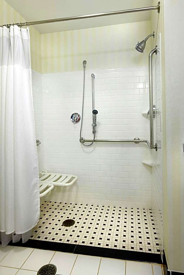Fairfield Inn & Suites by Marriott Pittsburgh Neville Island