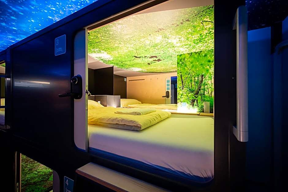 Capsule Hotel - Lucerne TheLAB