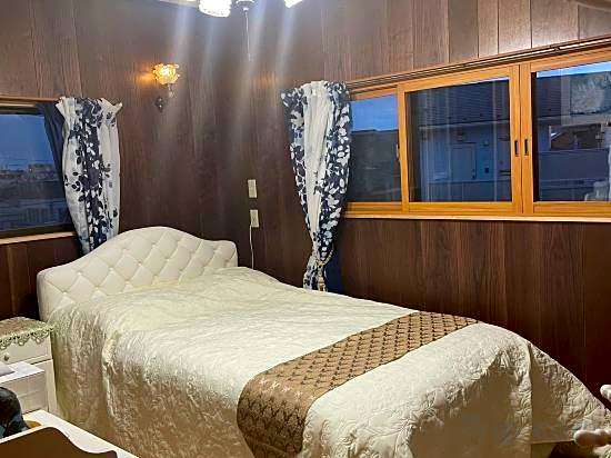 Rental Villa Saya