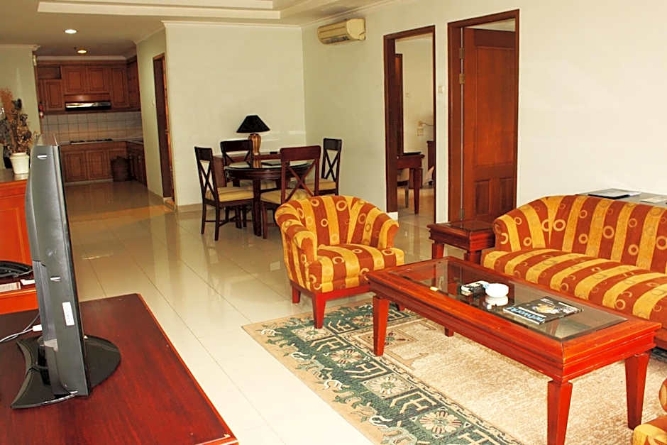 Travellers Suites Serviced Apartments