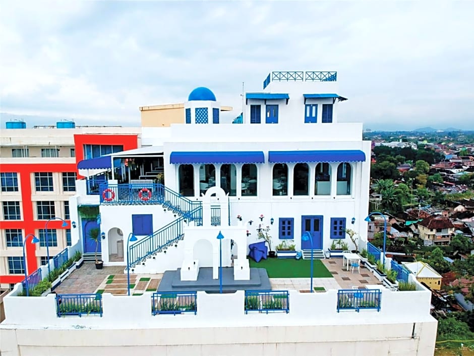 Cavinton Hotel Yogyakarta by Tritama Hospitality