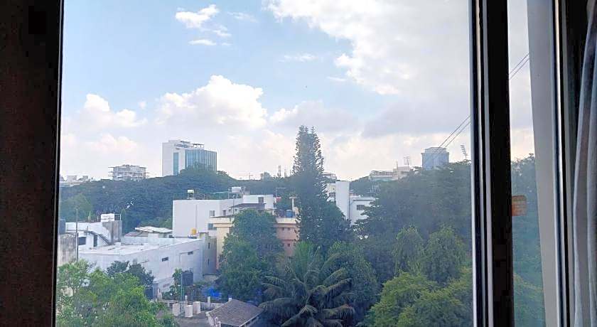 Regenta Place Bangalore, Cunningham Road