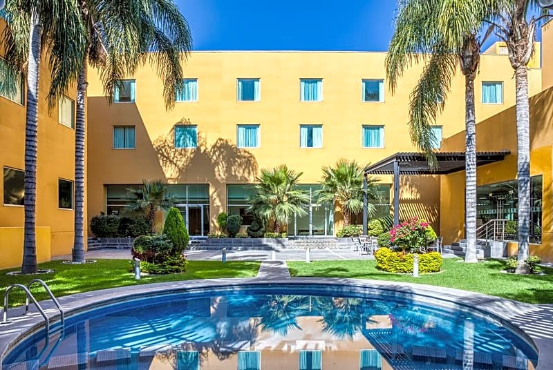 Fiesta Inn Express San Luis Potosí Oriente