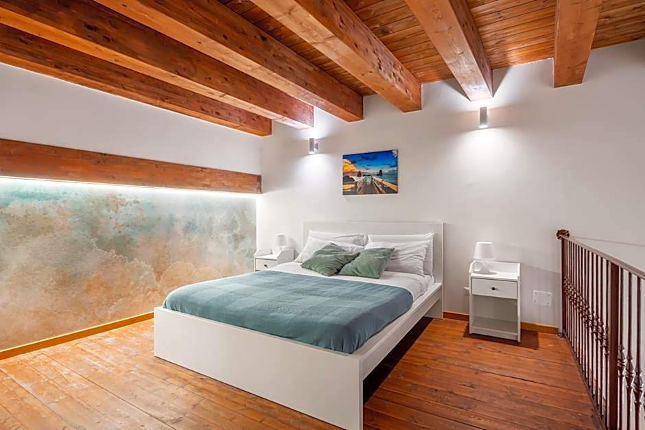 Open Sicily Homes - Near the Central Train Station