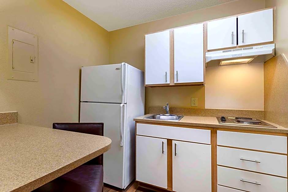 Extended Stay America Select Suites - Denver - Cherry Creek