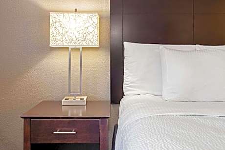 Executive King Room