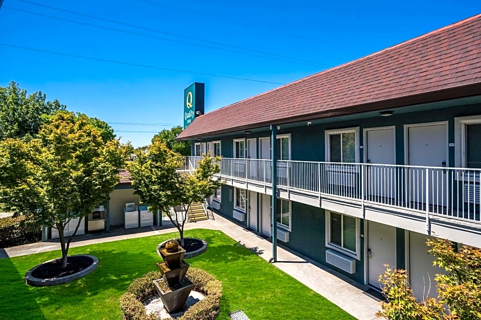 Quality Inn Elk Grove-Sacramento